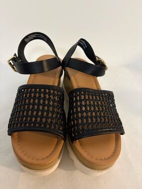 Universal Thread Black Woven Platform Sandals